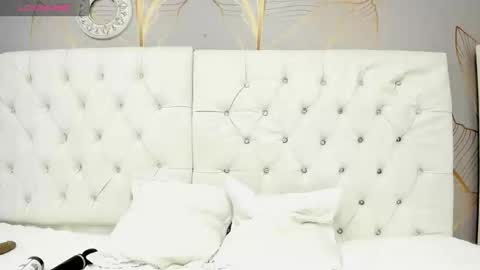 Lily online show from 02.05.25