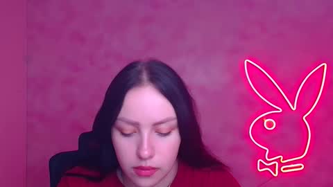 Snapshot of lily_lyyy chatting on 01.14.26 Lily online show from 01.14.26