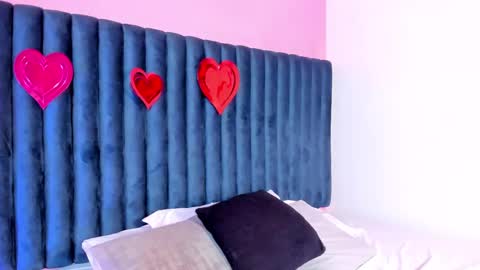 Lily Miiller online show from 02.18.25