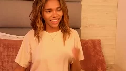 Lily Miiller online show from 10.27.25