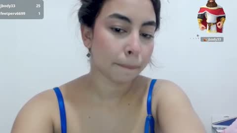 Snapshot of lily_robertss_ chatting on 11.24.25 Lily Roberts online show from 11.24.25