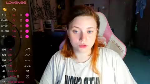 Snapshot of lily_shamy chatting on 06.30.26 Alice online show from 06.30.26