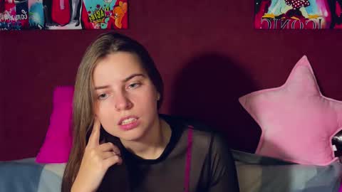 Lily online show from 09.18.25