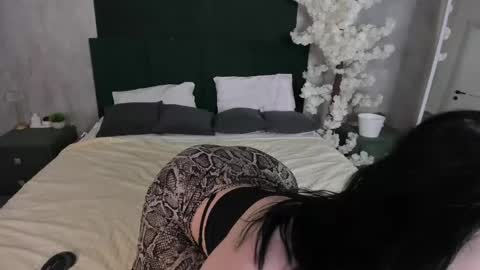 lily online show from 05.07.26