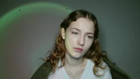 small lily online show from 01.19.26