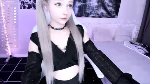 Lily online show from 01.16.26