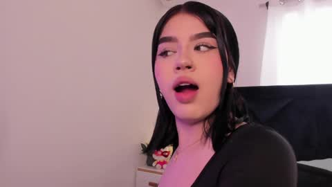 LilyWoodz online show from 03.16.26