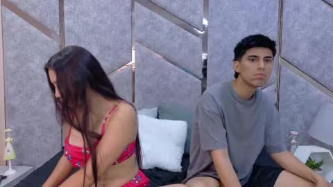 Snapshot of lily_y_finn chatting on 11.19.25 LYLY Y FINN online show from 11.19.25