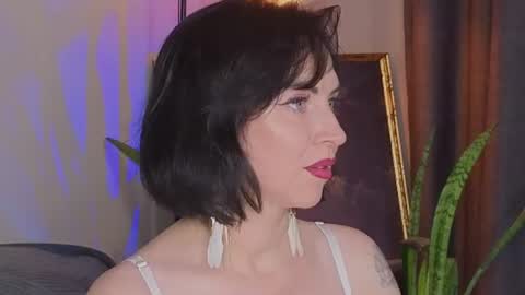 Snapshot of lilyconor chatting on 06.13.26 Lily online show from 06.13.26