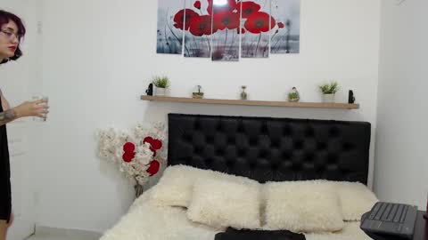 Snapshot of lilyfox23 chatting on 01.22.25 lilyfox23 online show from 01.22.25