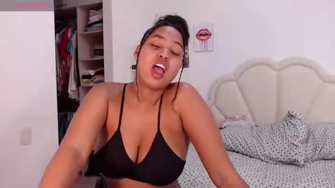 Lily.. online show from 01.25.25