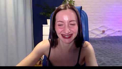 Lily online show from 11.07.25