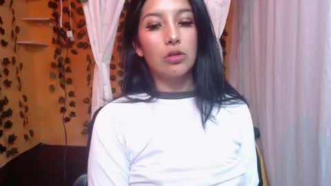lilymoon_018 online show from 04.24.26