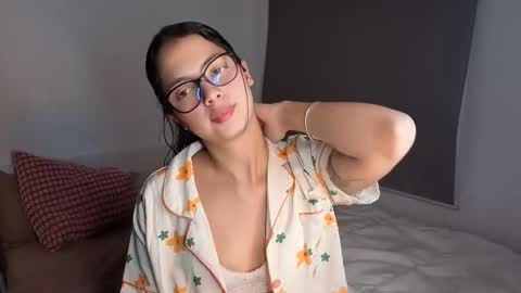 LillyPanda online show from 12.14.25