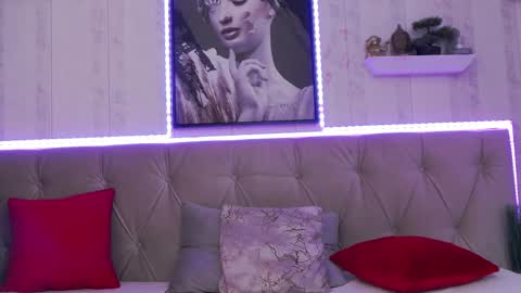      online show from 03.11.25