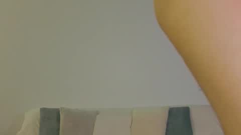 Lily online show from 10.03.25