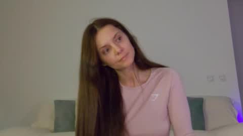 Lily online show from 10.10.25