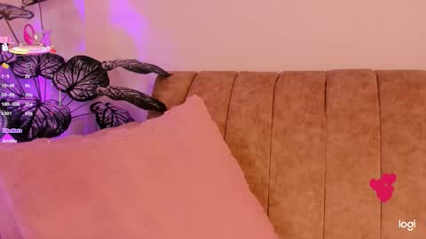 Lily  online show from 09.29.25