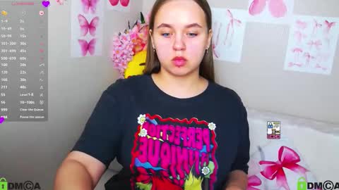 Lily online show from 09.14.25