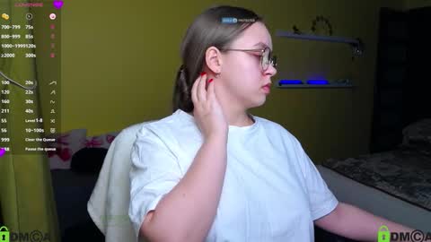 Lily online show from 01.17.26