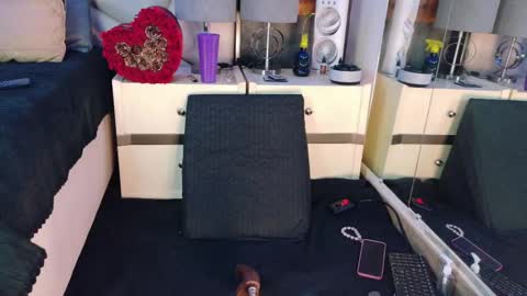 Lilly online show from 11.27.25