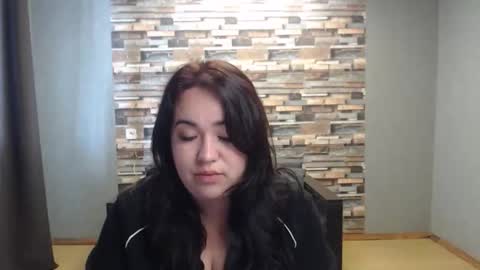Snapshot of limalagris chatting on 05.16.26 busty princess online show from 05.16.26
