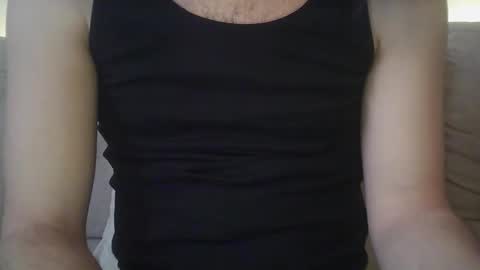 Snapshot of limpia3333 chatting on 12.08.24 Bigcockonut online show from 12.08.24