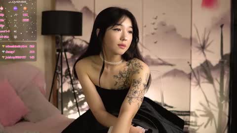 Lin Use menu to play with me  online show from 03.07.25