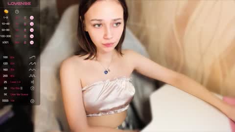 Snapshot of lina_and_lion chatting on 10.22.25 Scarlet online show from 10.22.25