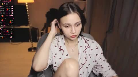 Scarlet online show from 03.19.26