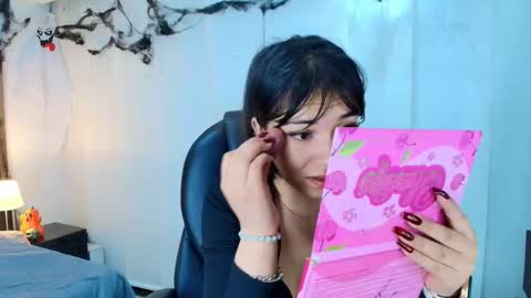  Lina Bedoya  online show from 11.13.25