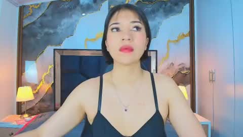 Snapshot of lina_bedoya chatting on 07.17.26 Lina Bedoya online show from 07.17.26