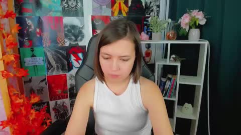 Lina online show from 01.24.25