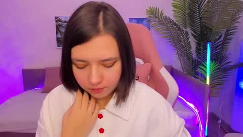 Lina online show from 02.11.25