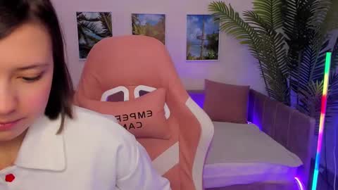 Lina online show from 03.10.25