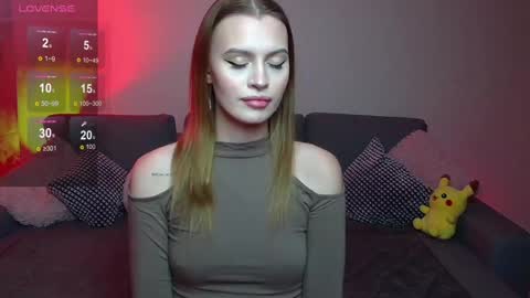 lina_bush online show from 12.15.24