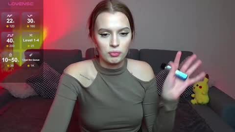 lina_bush online show from 12.15.24