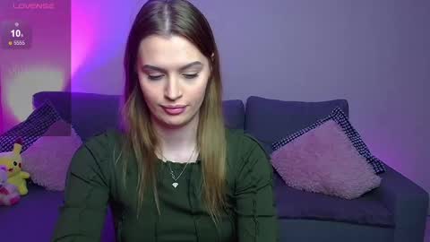 lina_bush online show from 02.08.25