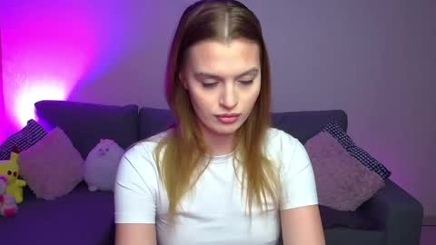 lina_bush online show from 03.04.25