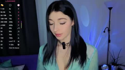 Lina online show from 11.01.25