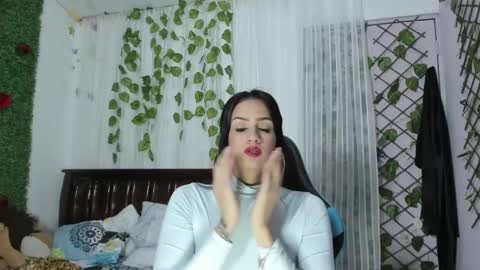 paola online show from 03.09.25