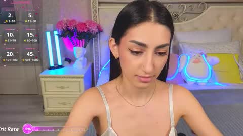 Lina Robbins  online show from 02.17.26