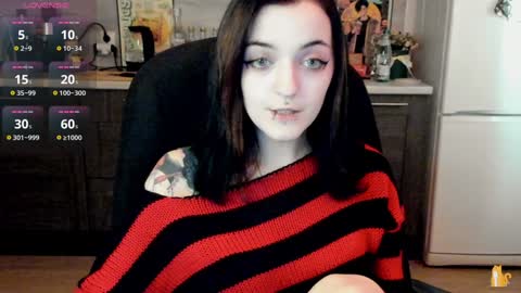 Lina 3  1715622743 online show from 12.18.24