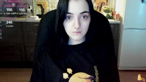 Lina 3  1715622743 online show from 01.16.25