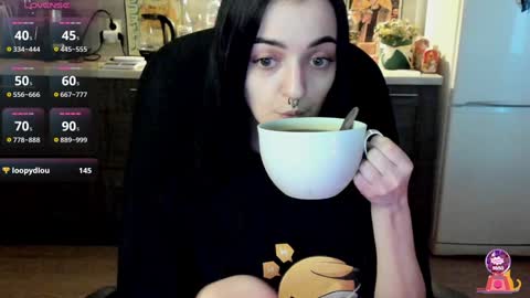 Lina 3  1715622743 online show from 01.16.25