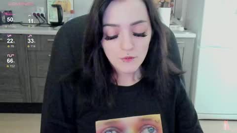 Lina 3  1715622743 online show from 09.12.25