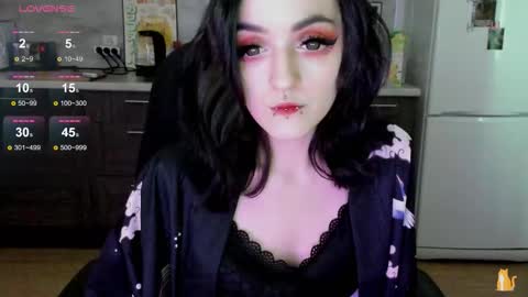 Lina 3  1715622743 online show from 09.19.25