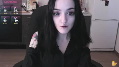 Lina 3  1715622743 online show from 11.24.25