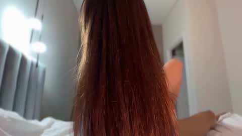 Lina online show from 09.19.25