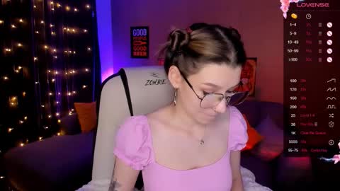 Lina online show from 10.07.25